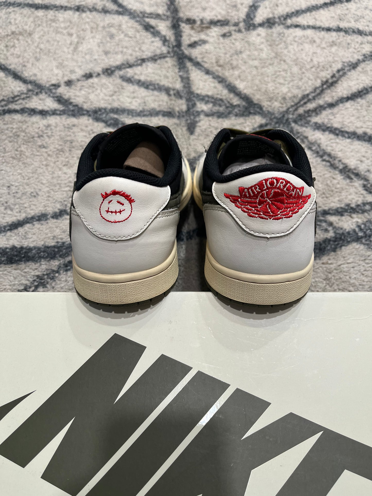 Air Jordan 1 Travis Olive