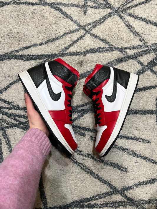 Air Jordan 1 Chicago Satin Snake