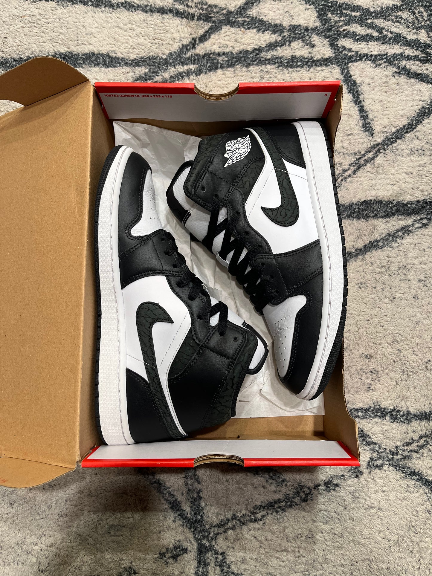 Air Jordan 1 Mid Panda Elephant