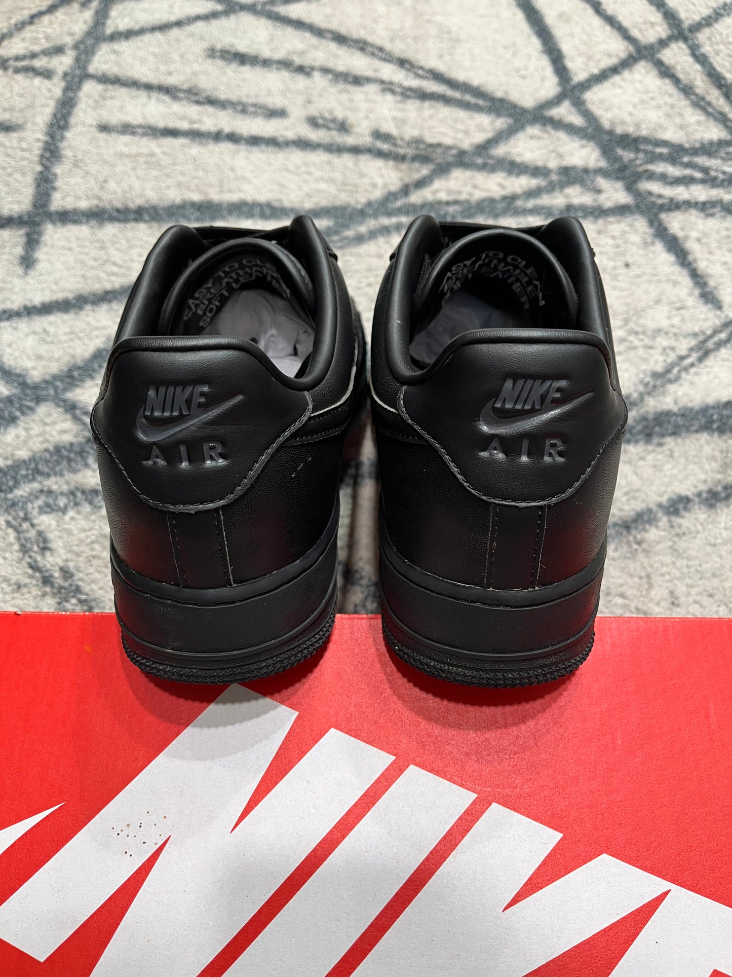 Nike Air Force 1 Fresh Black