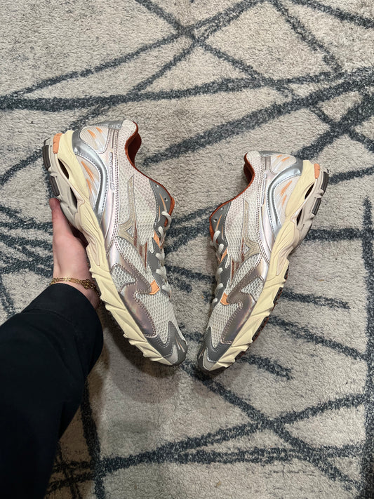 Mizuno Wave Rider 10