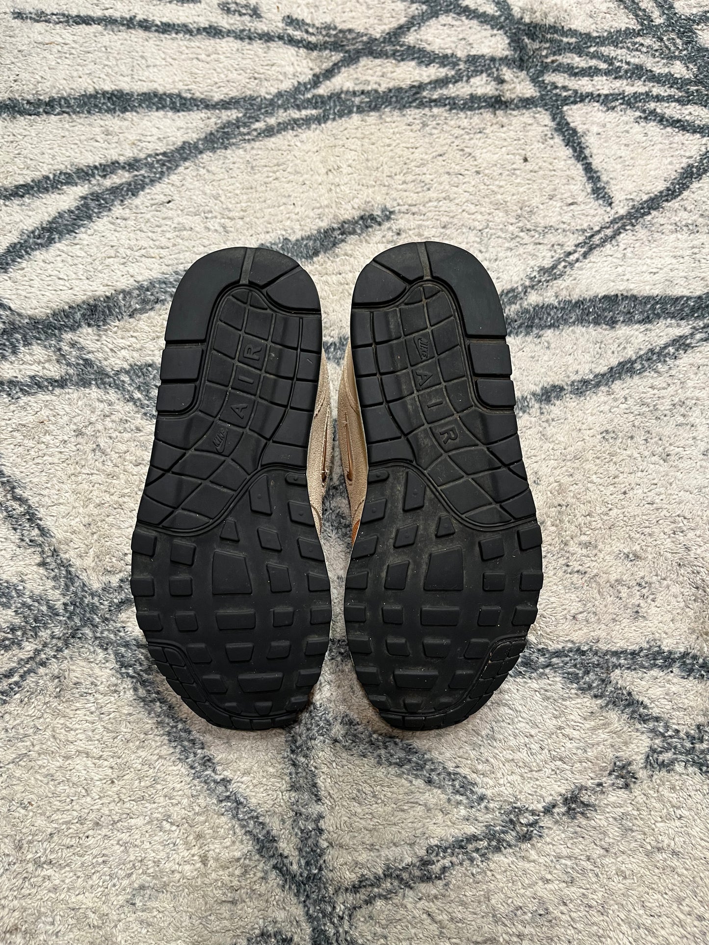 Nike Air Max 1 Jewel Guava Ice