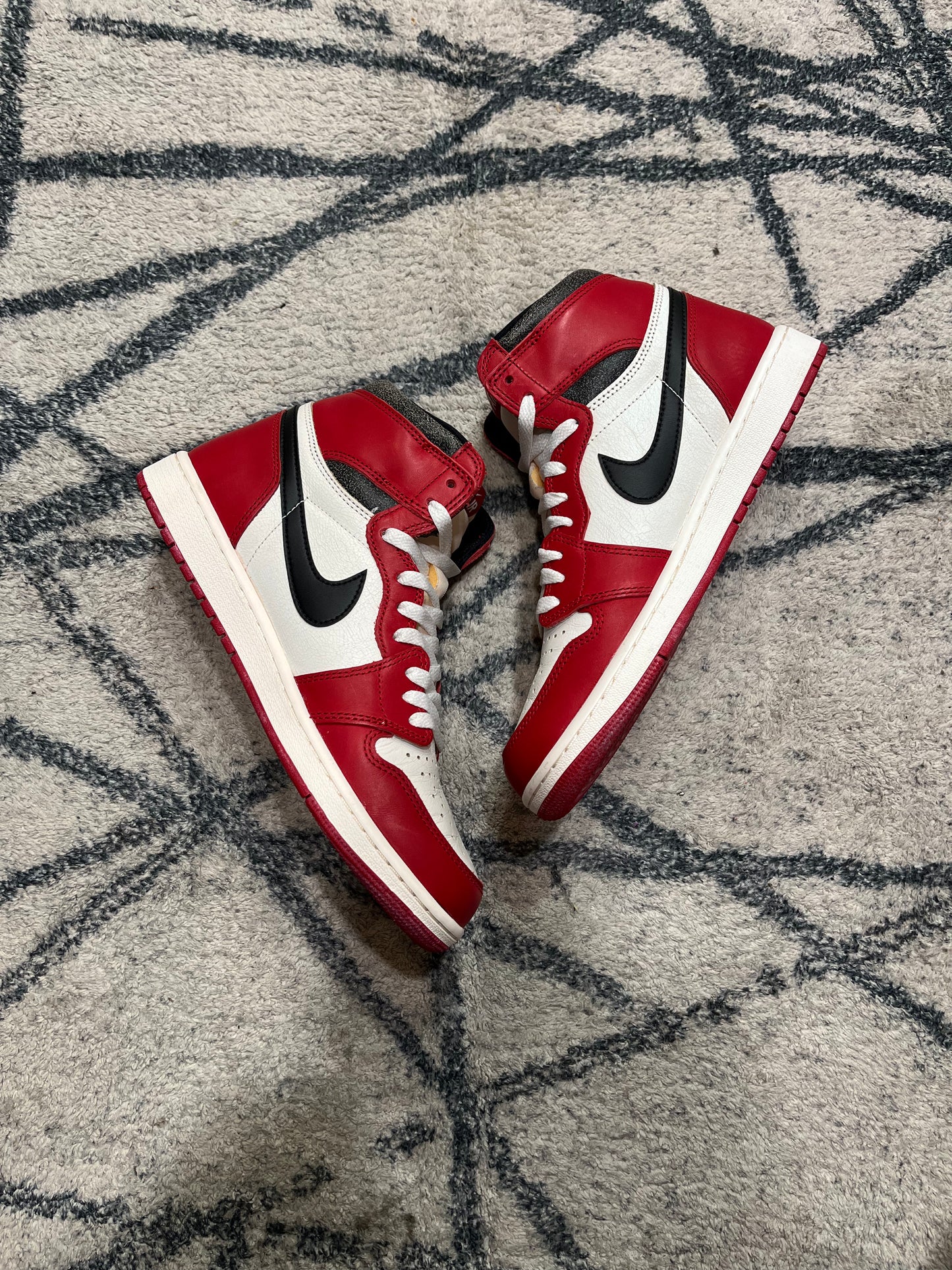 Air Jordan 1 Lost & Found