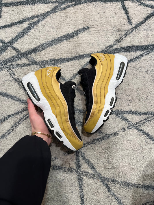 Nike Air Max 95 LX Wheat Gold