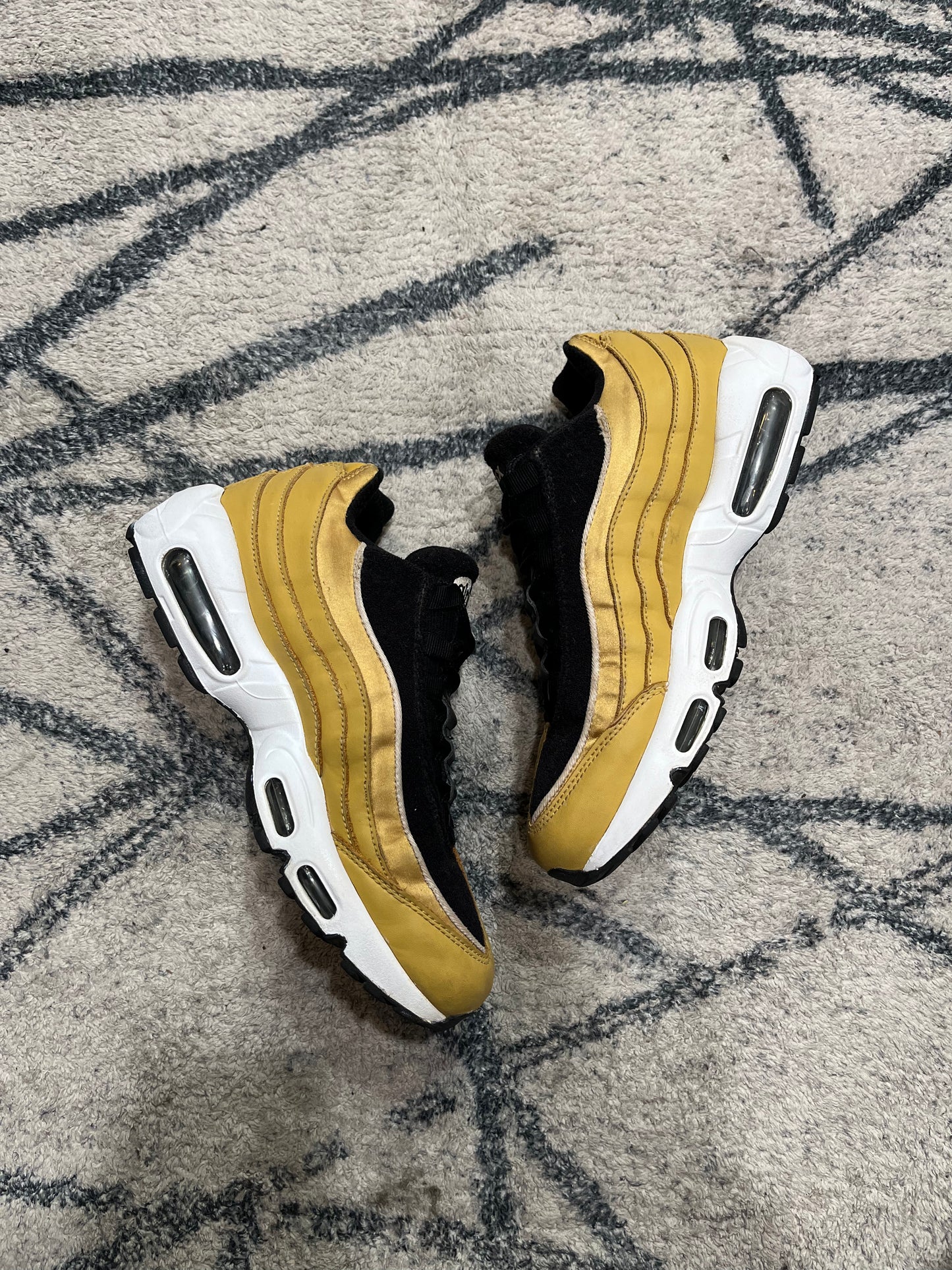 Nike Air Max 95 LX Wheat Gold