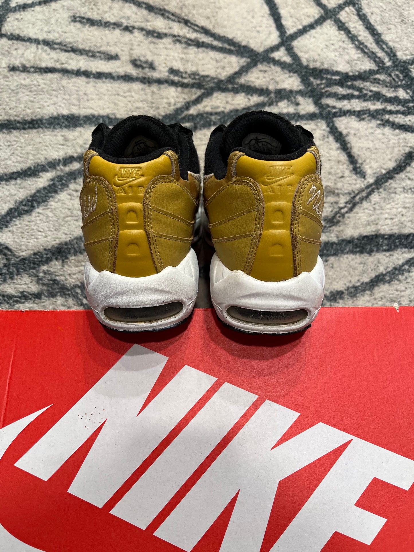 Nike Air Max 95 LX Wheat Gold