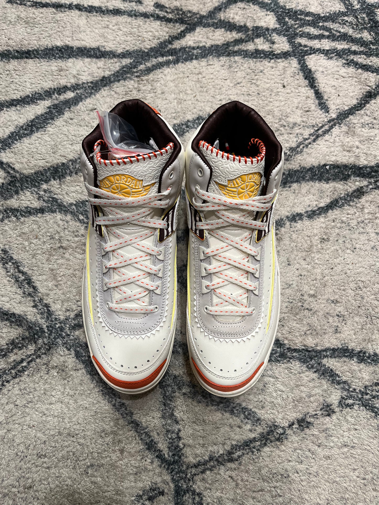 Air Jordan 2 Maison Chateau Rouge