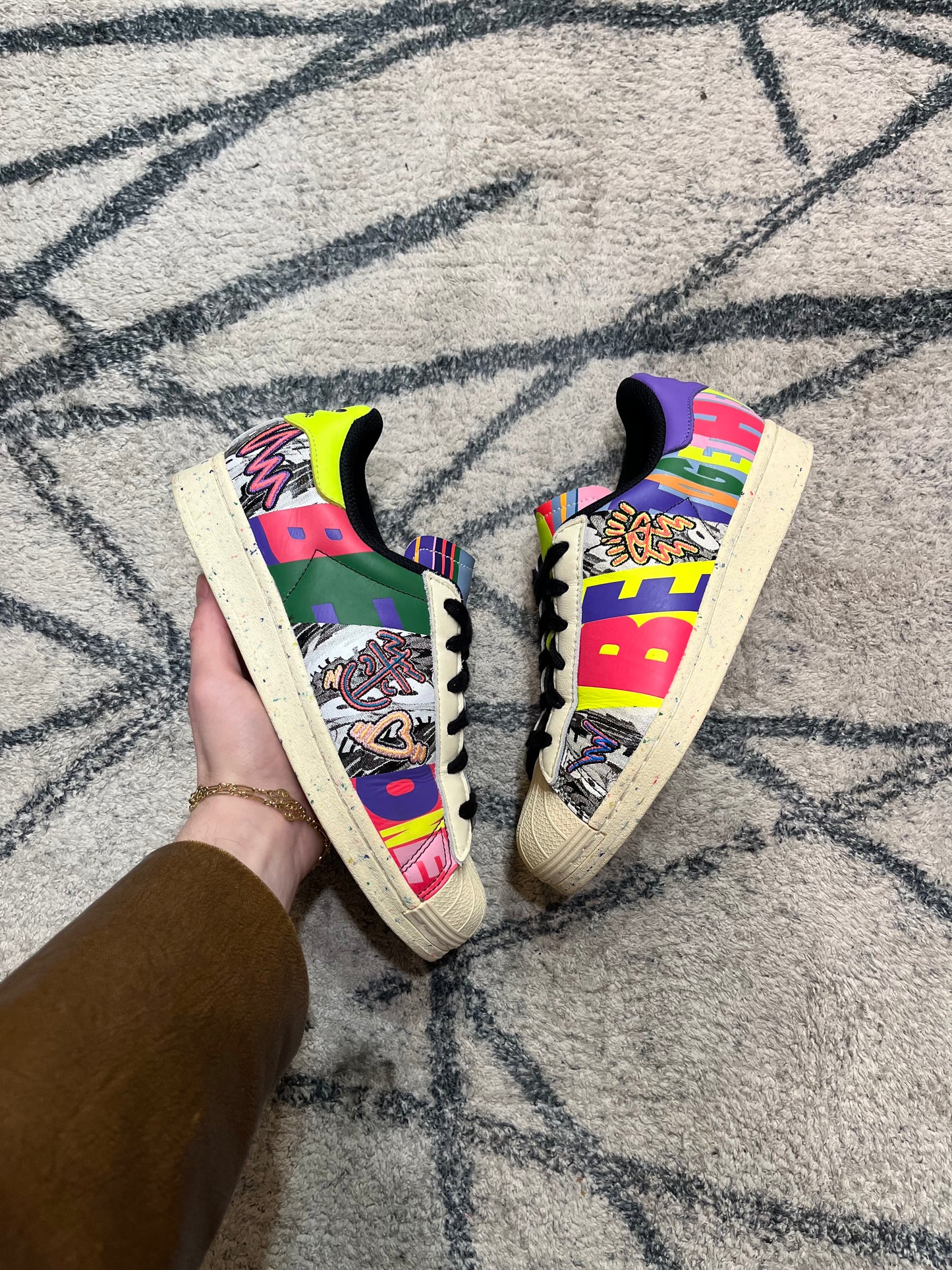 Adidas Superstar Pride