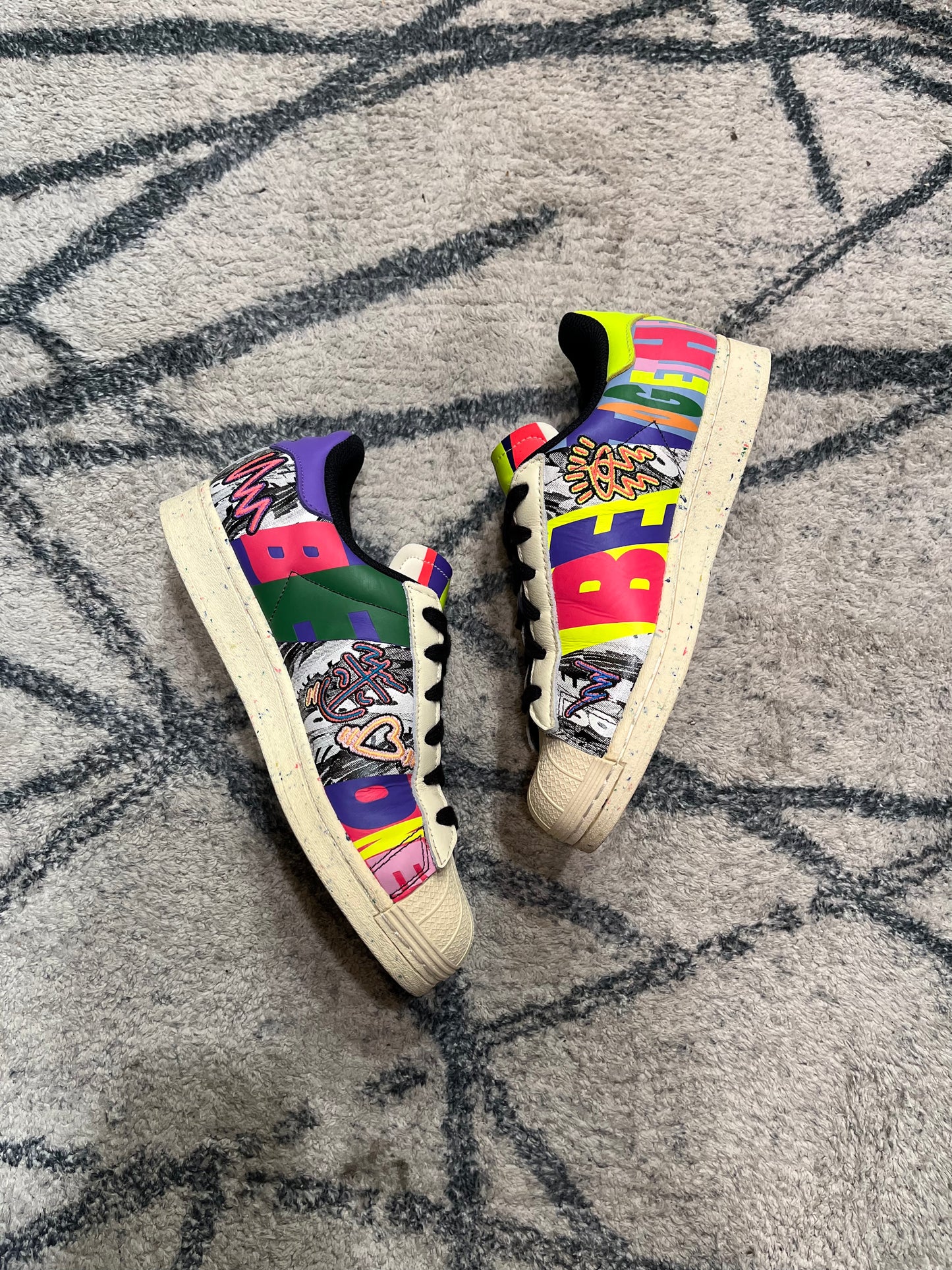 Adidas Superstar Pride