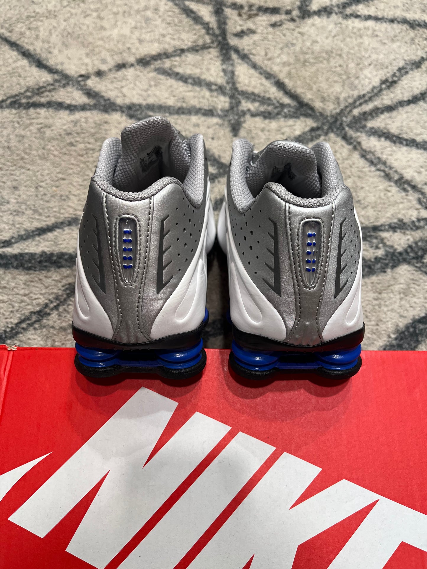 Nike Shox R4 Metalic Silver