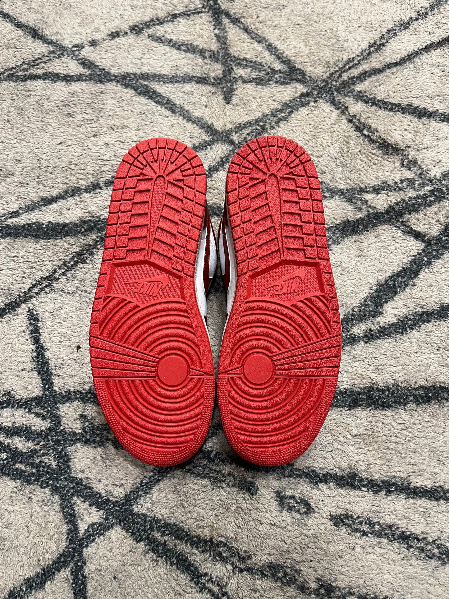 Air Jordan 1 Low Dune Red
