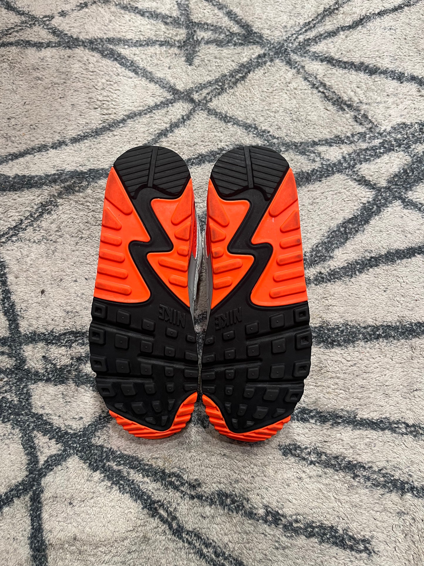 Nike Air Max 90 Hyper Orange