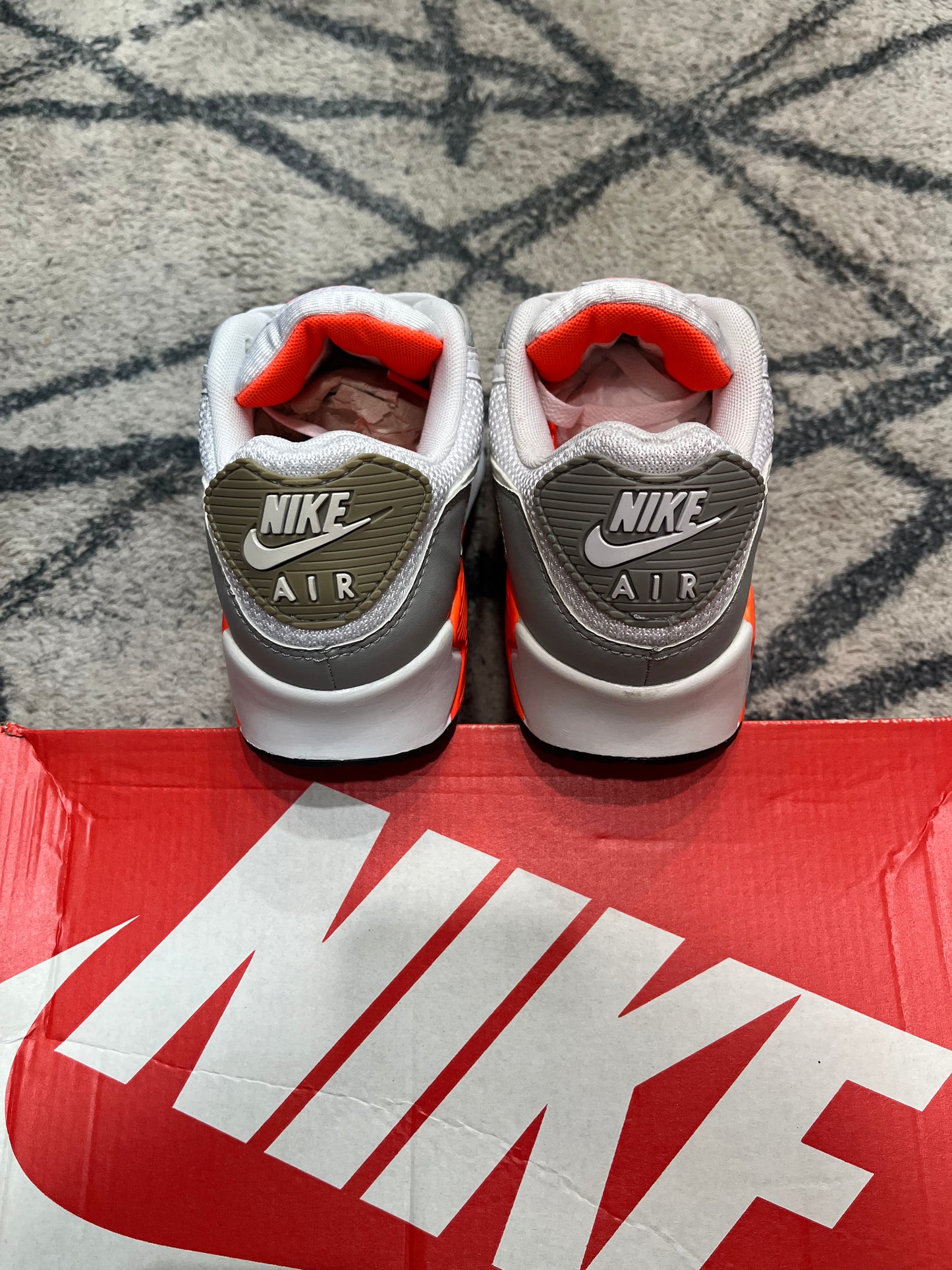 Nike Air Max 90 Hyper Orange