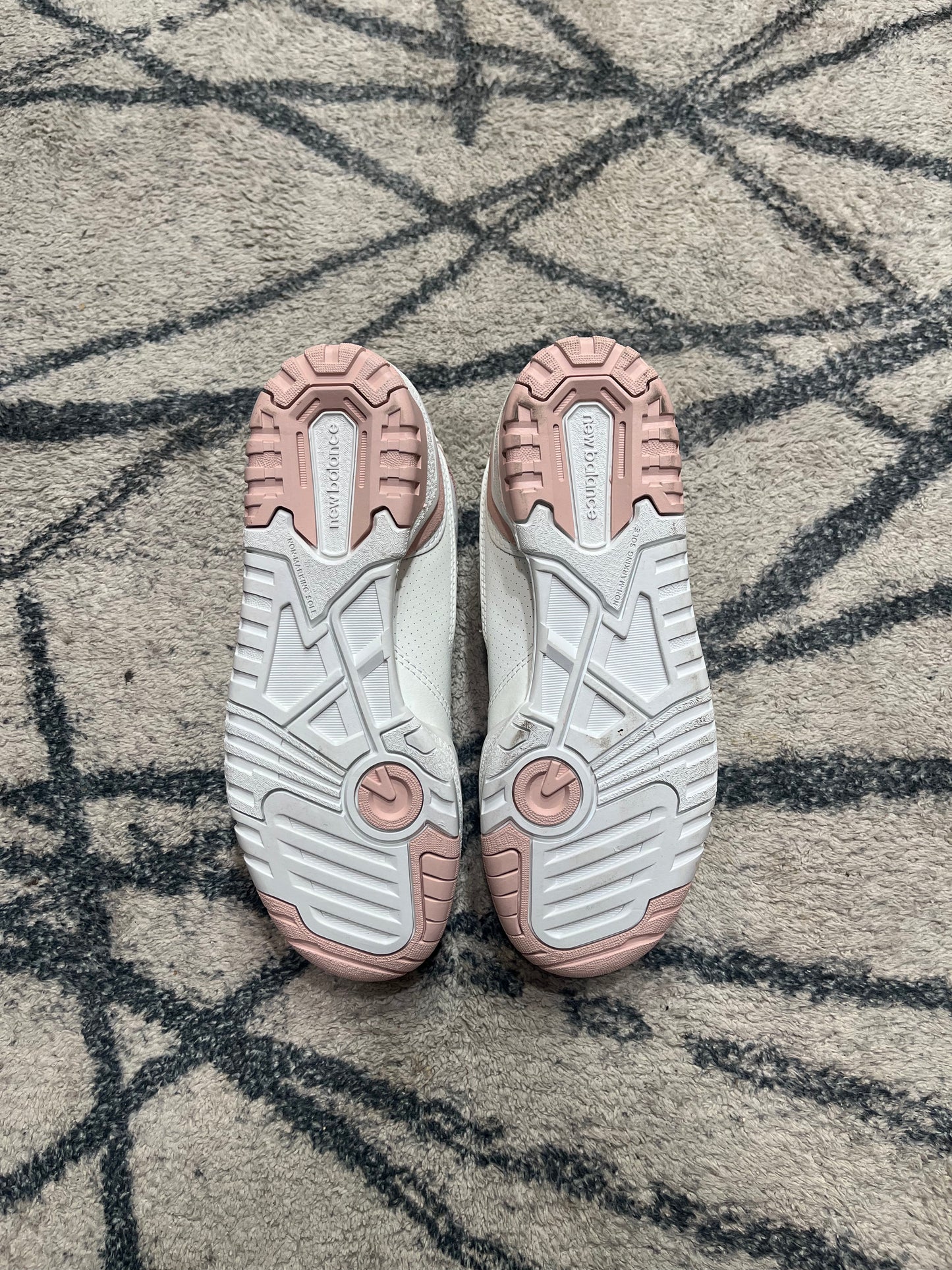 New Balance 550 Pink