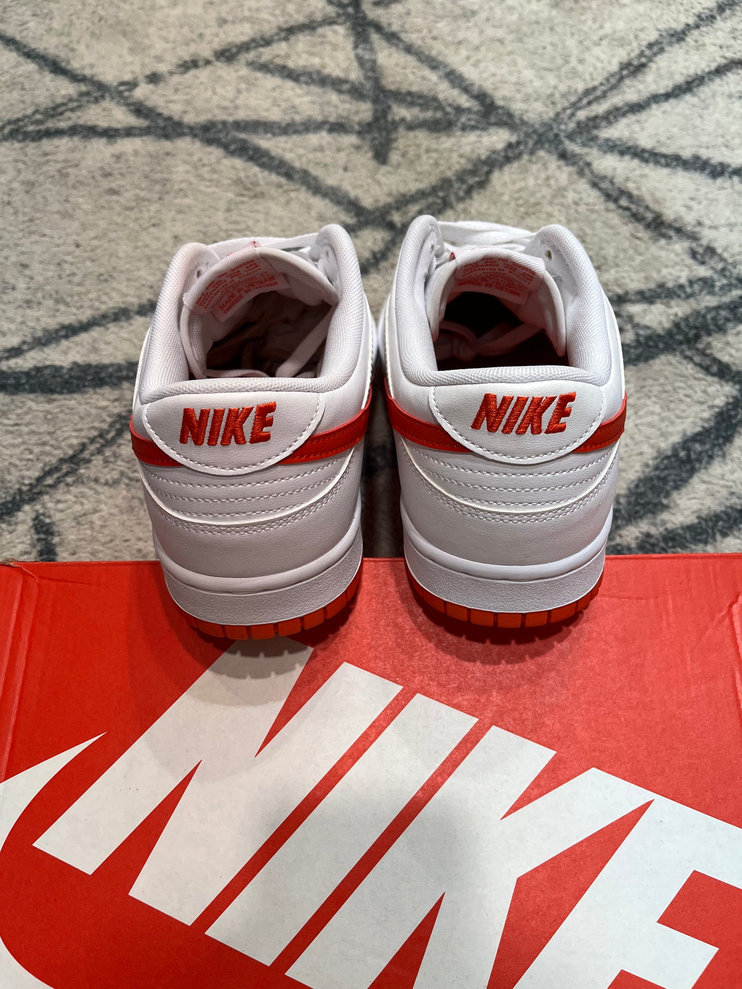 Nike Dunk Low Picante Red