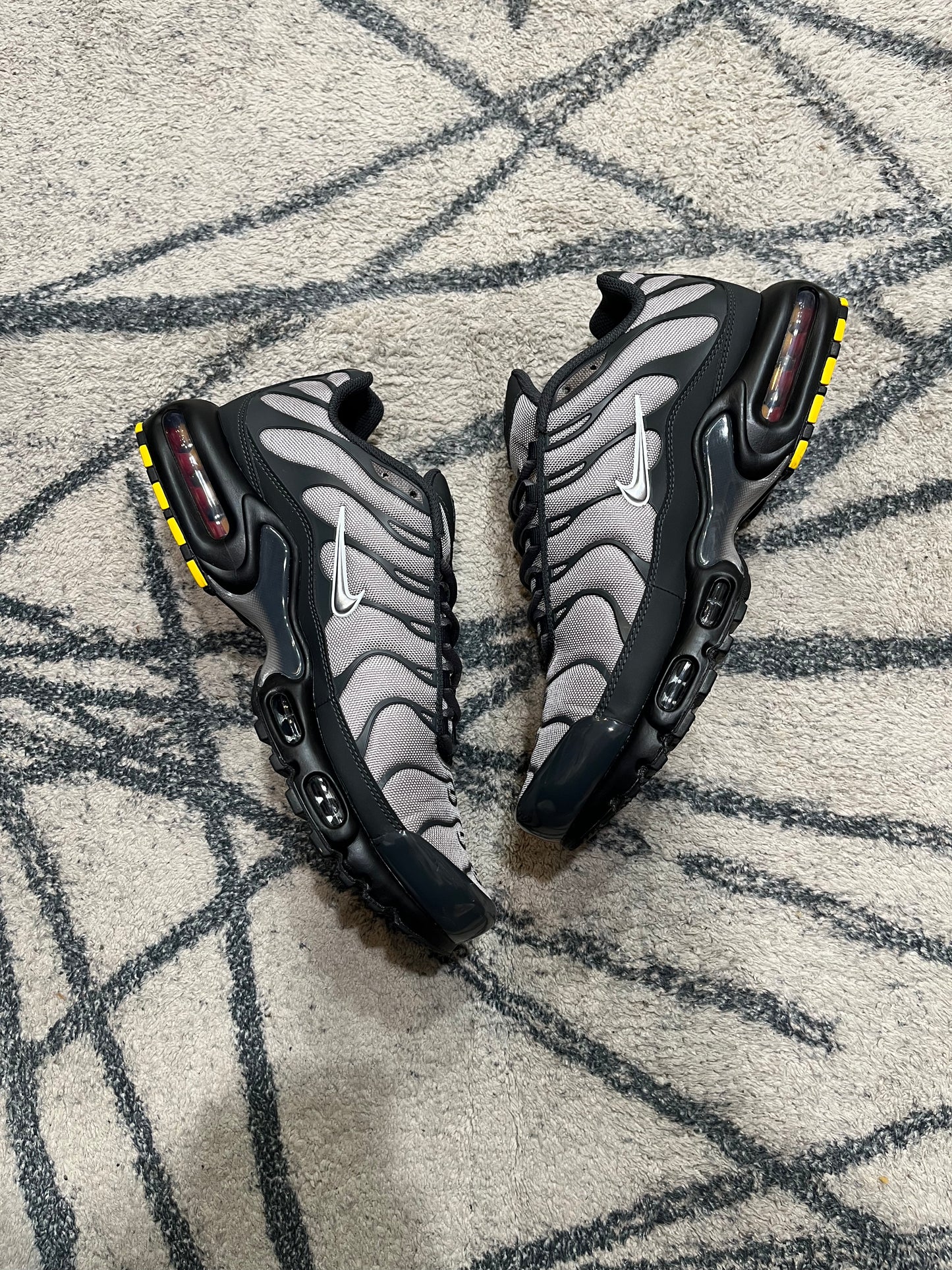 Nike Air Max Plus Dark Smoke Grey Cordura