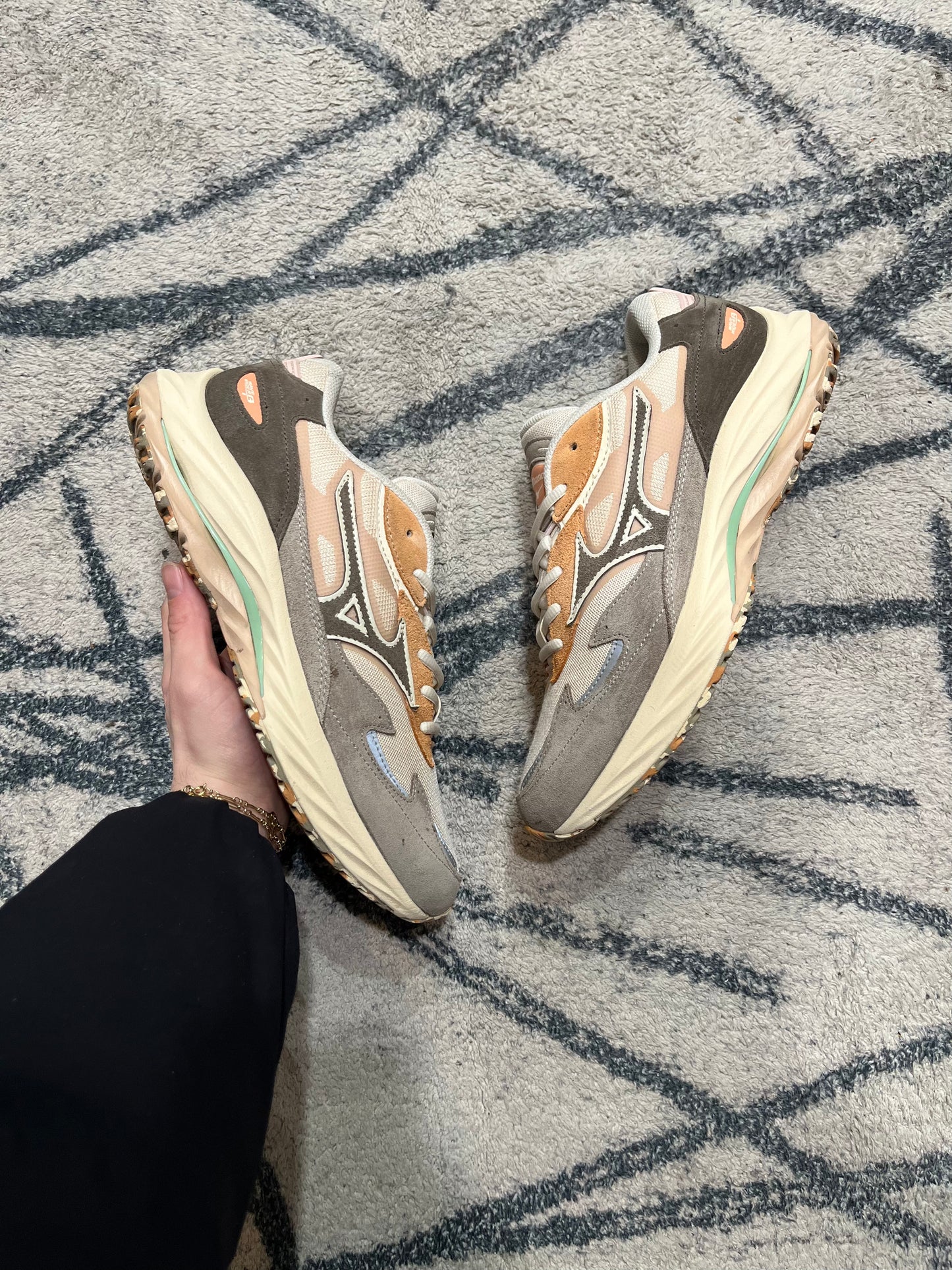 Mizuno Wave Rider 3 Orange Grey