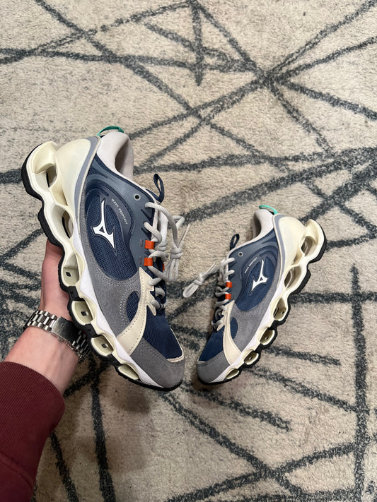 Mizuno Wave Prophecy White Blue