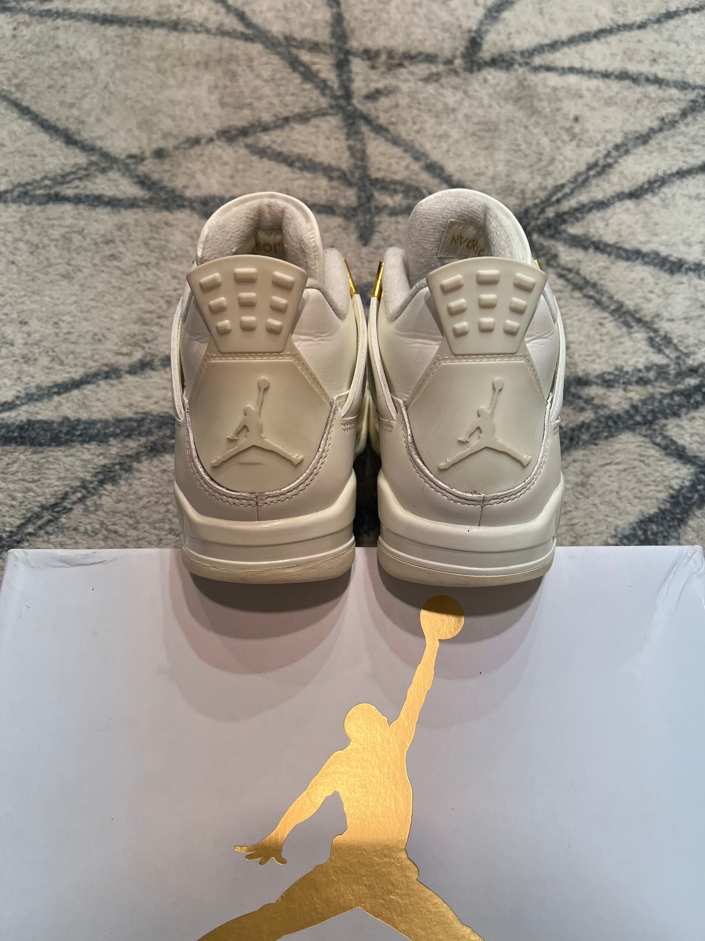 Air Jordan 4 Metallic Gold