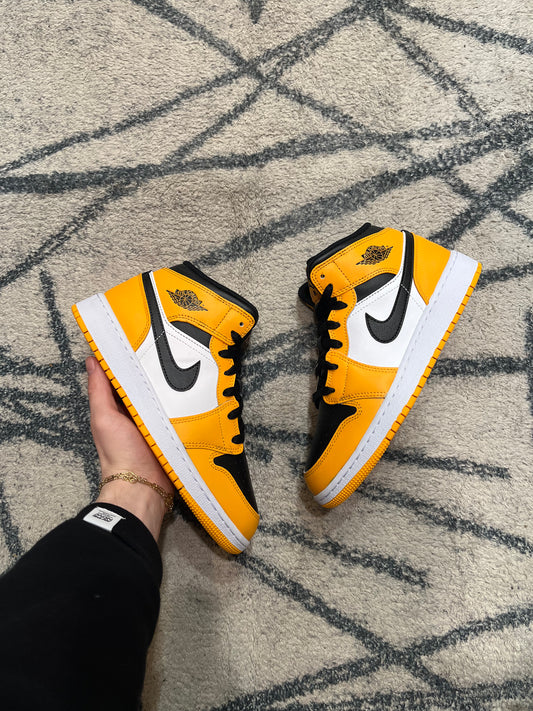 Air Jordan 1 Mid Taxi