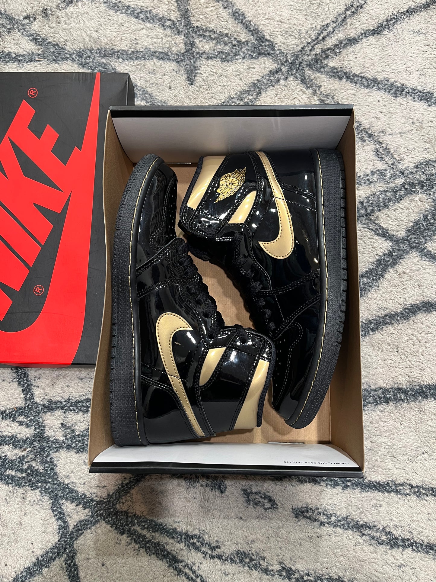 Air Jordan 1 Black Gold