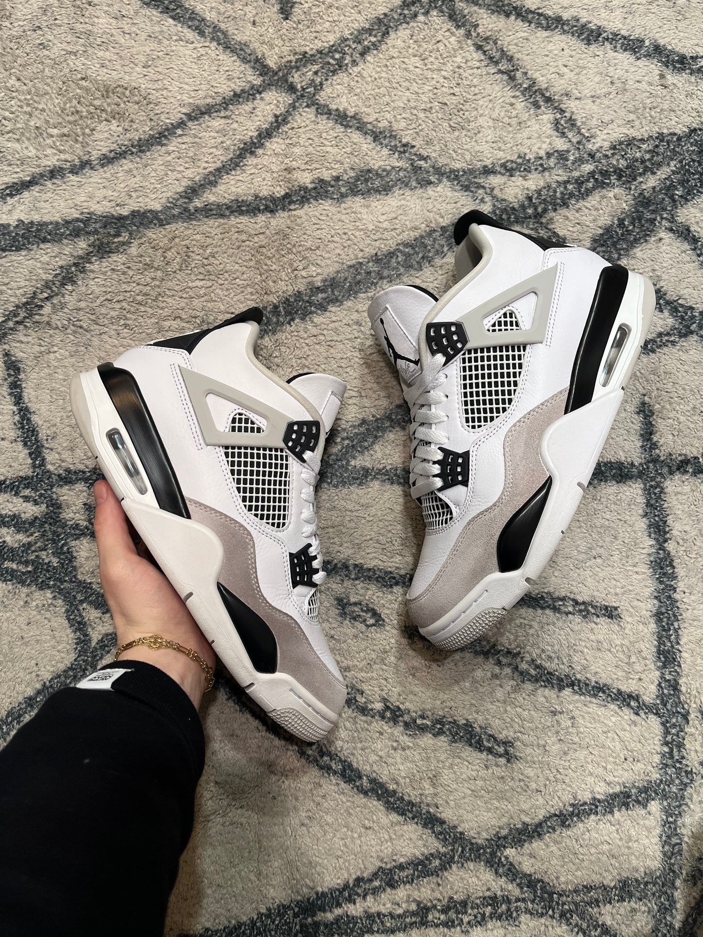 Air Jordan 4 Military Black