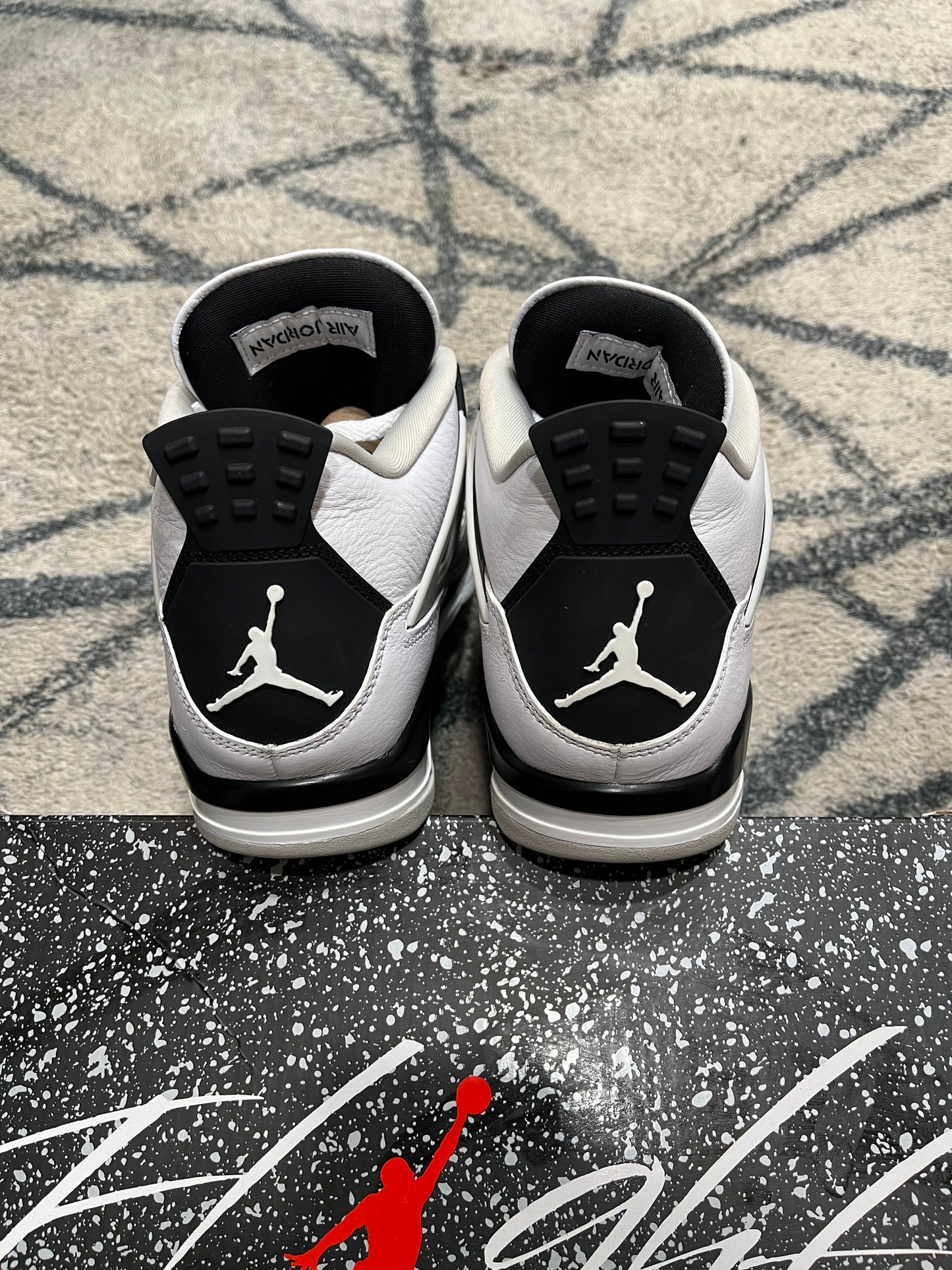 Air Jordan 4 Military Black