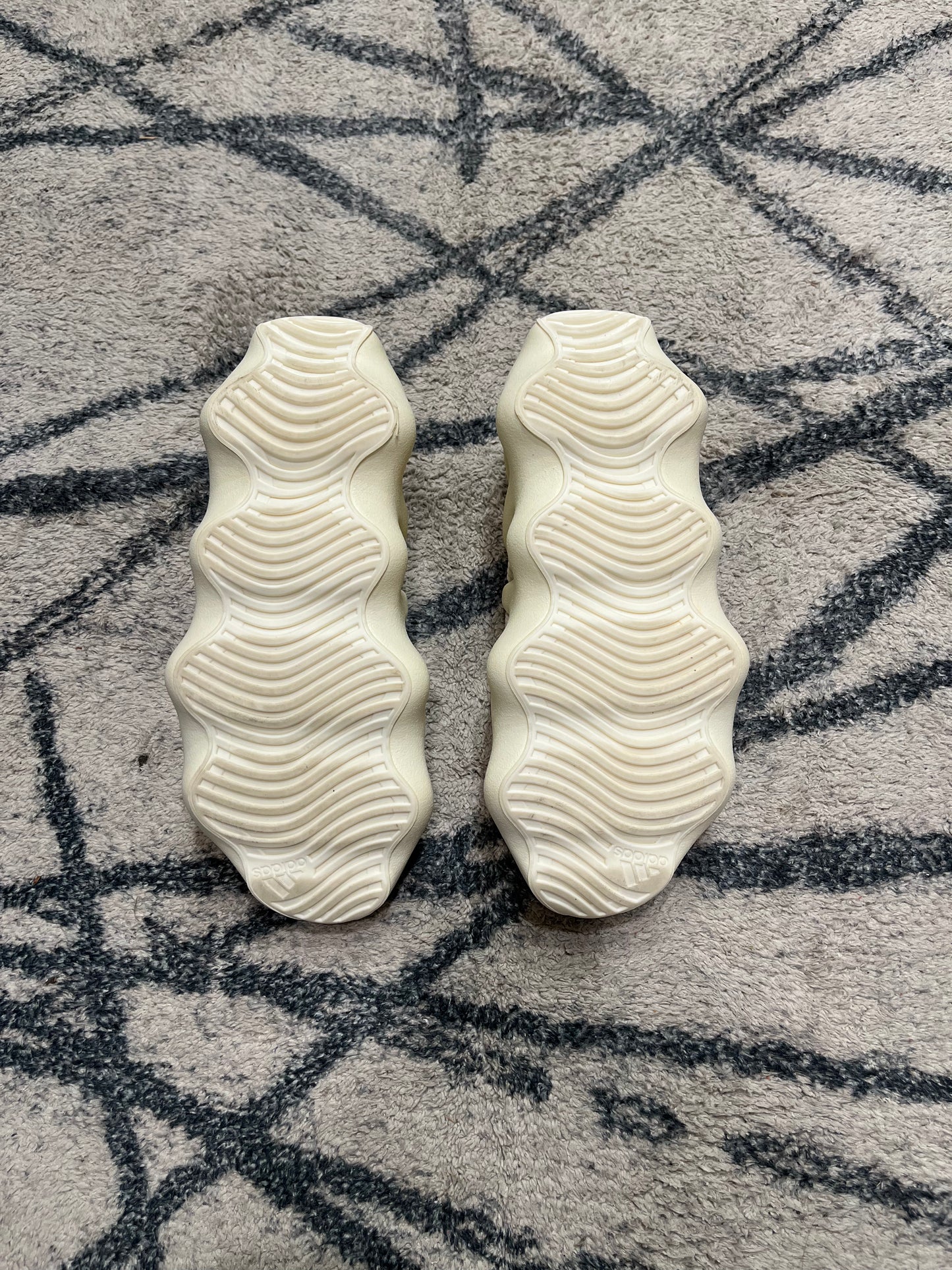 Yeezy 450 Cloud White