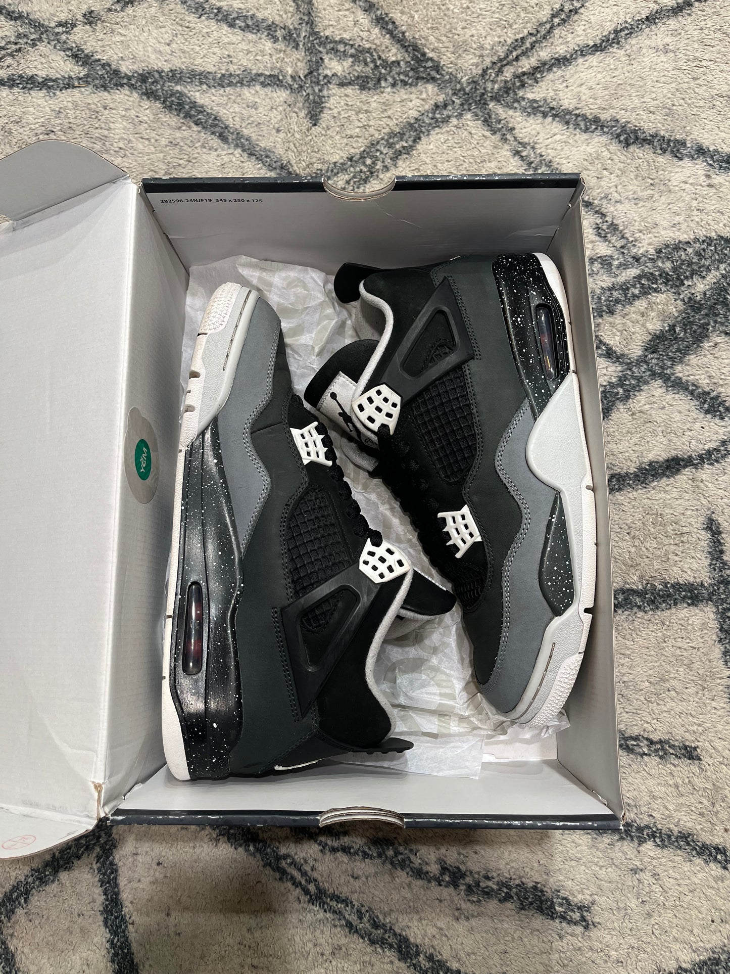 Air Jordan 4 Retro Fear