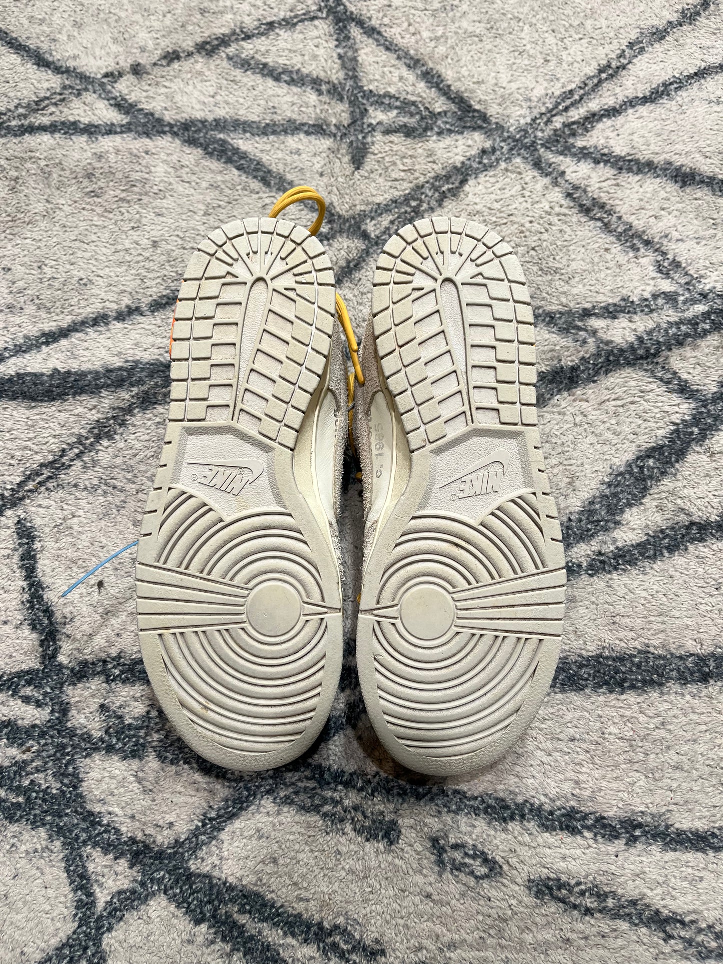 Nike Dunk Low Off White Lot 34