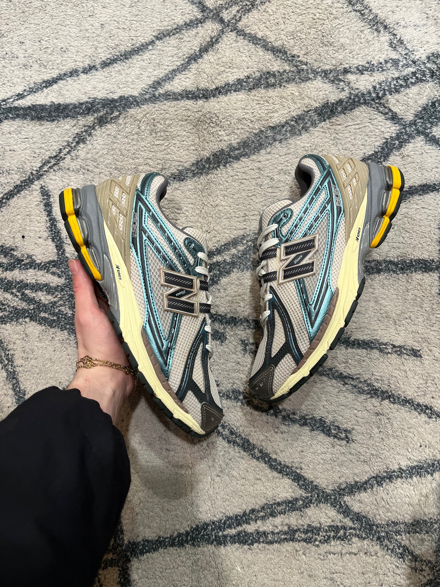 New Blance 19006R Metallic Teal