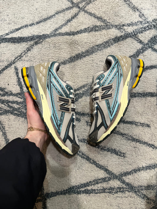 New Blance 19006R Metallic Teal