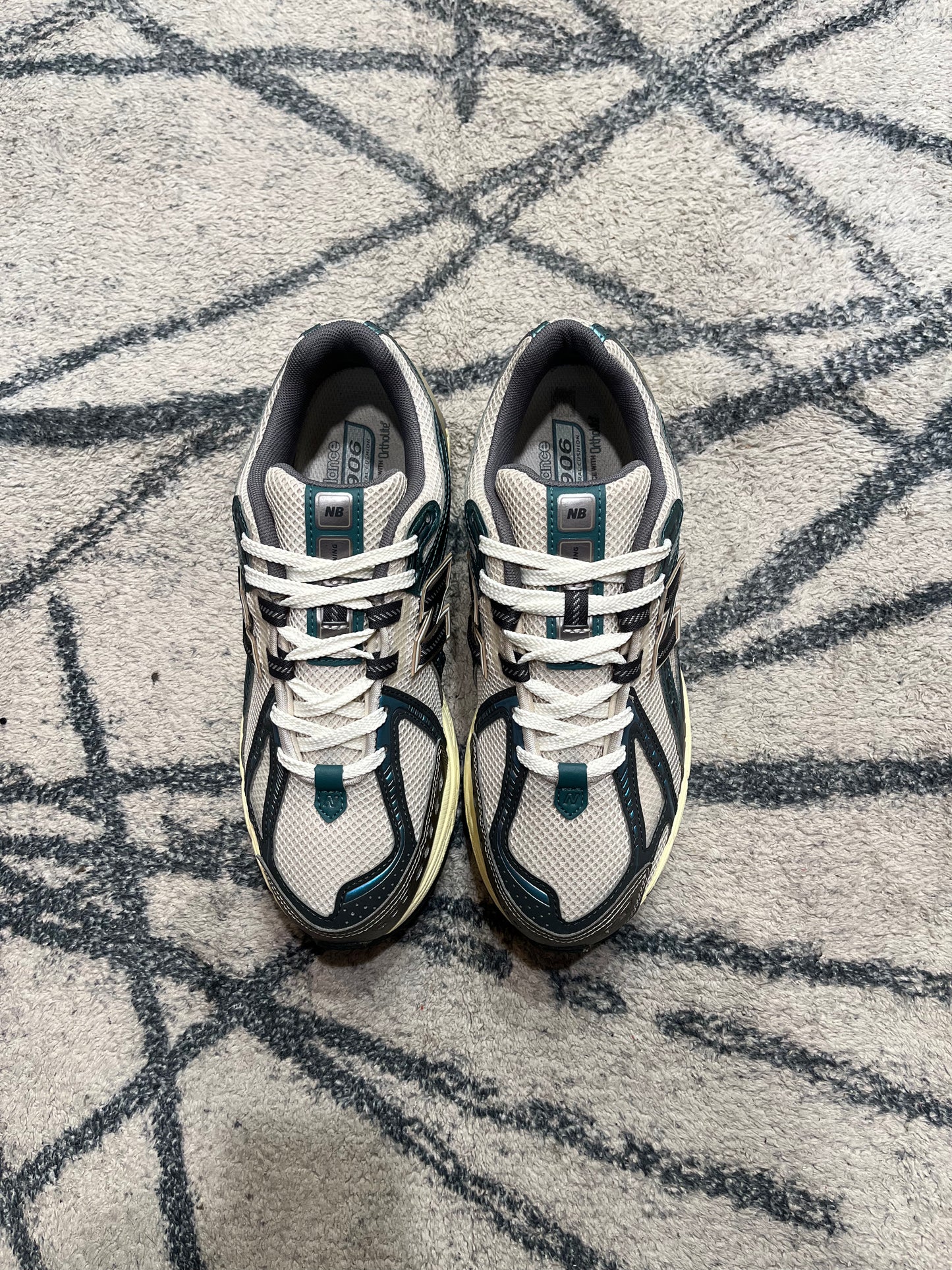 New Blance 19006R Metallic Teal