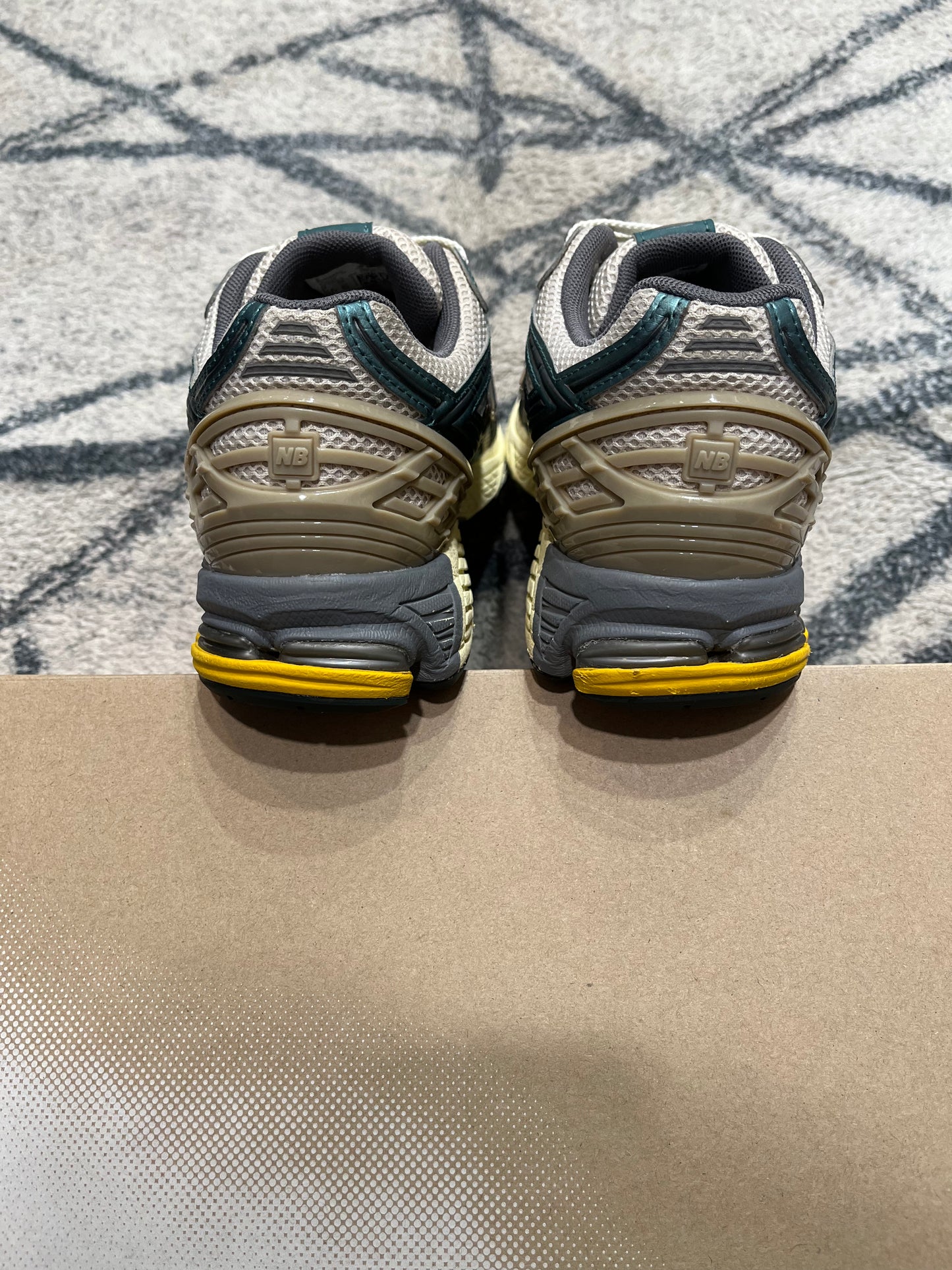 New Blance 19006R Metallic Teal