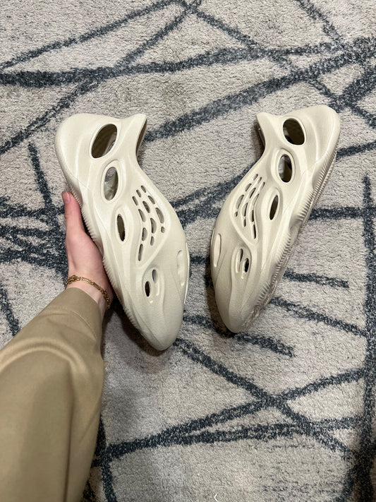 Yeezy Foam Runner Sand