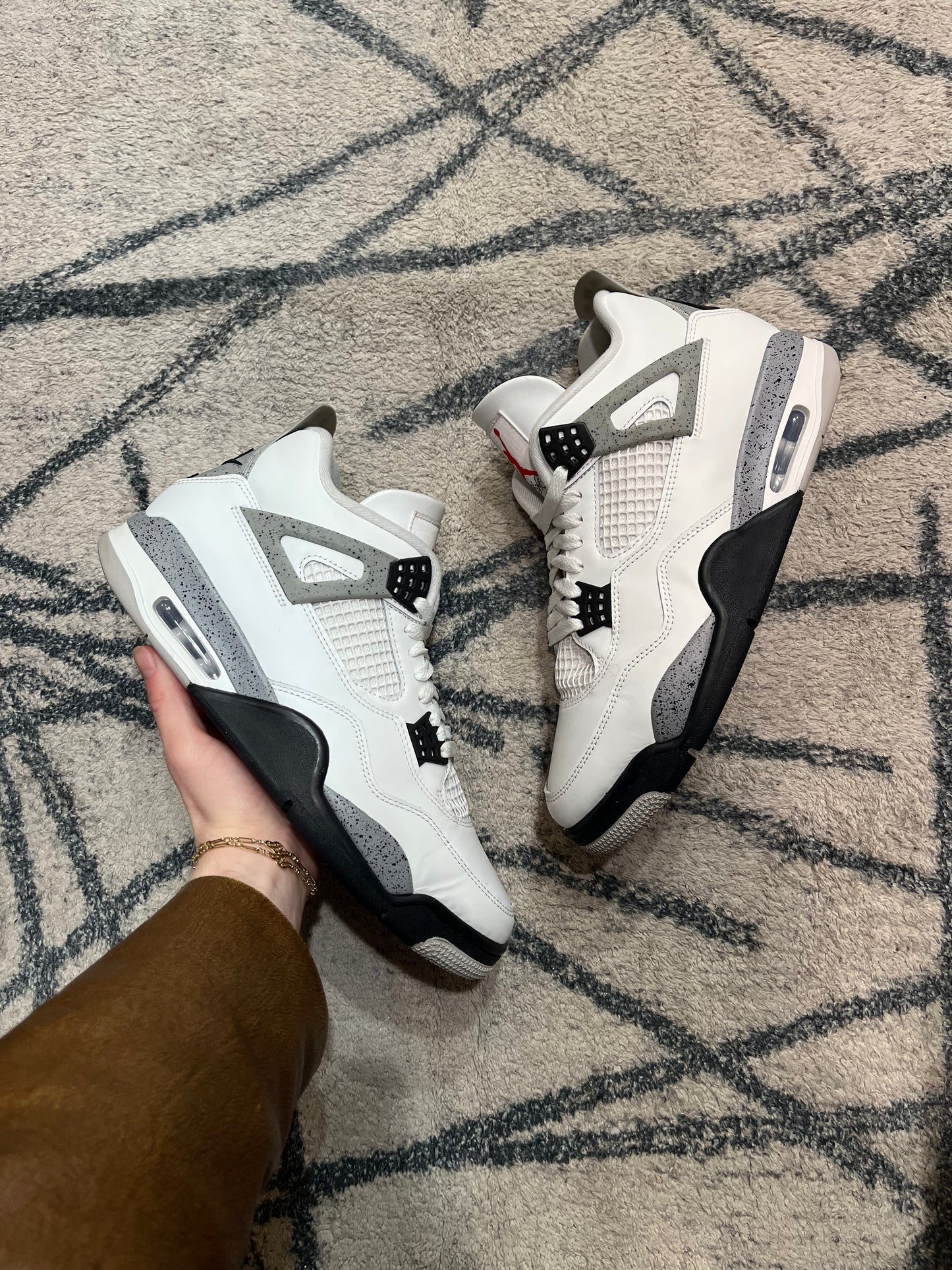 Air Jordan 4 White Cement