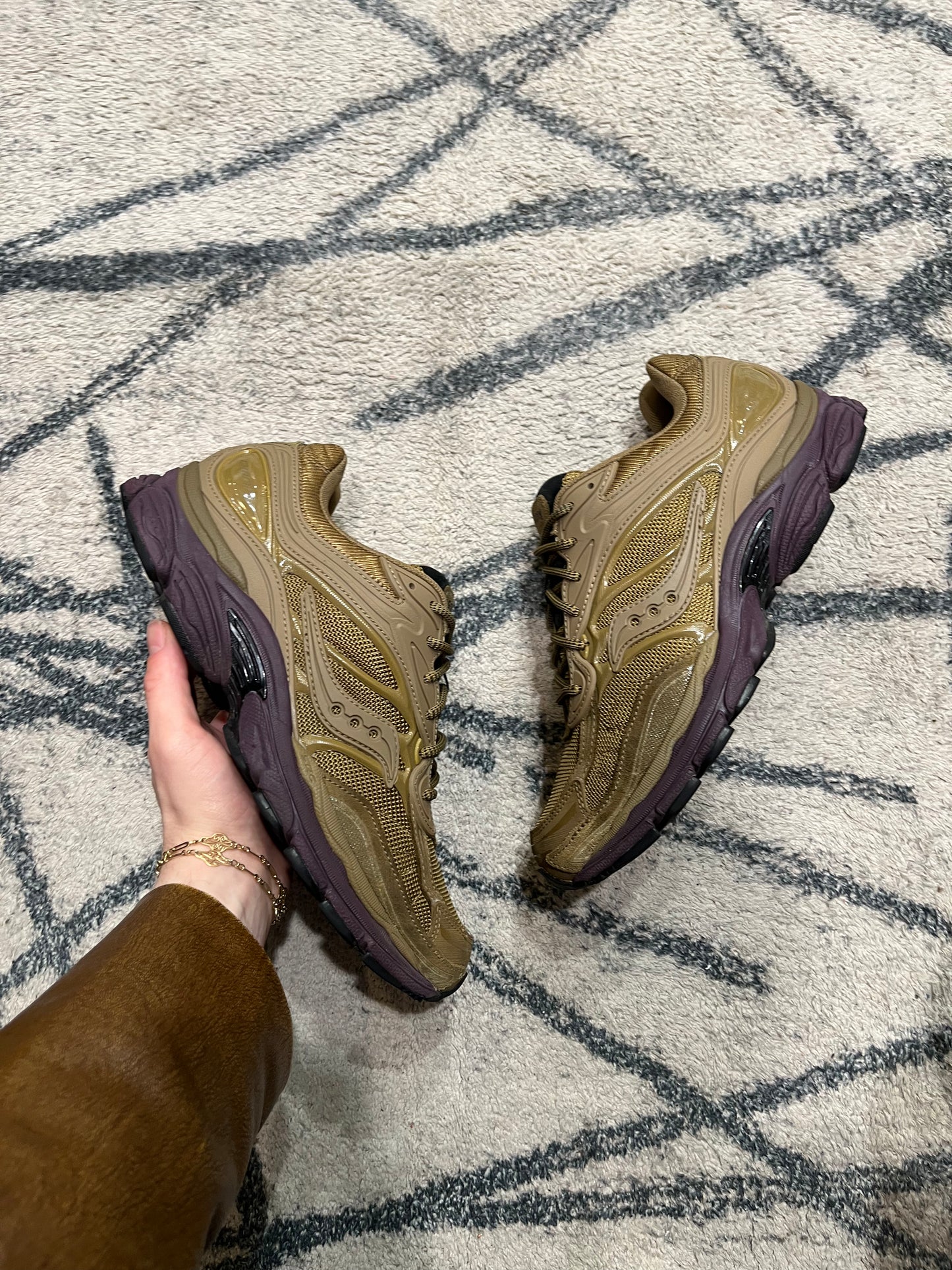 Saucony Omni 9 Armor Brown