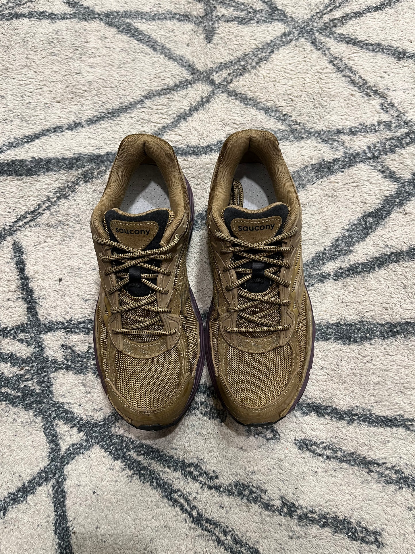 Saucony Omni 9 Armor Brown