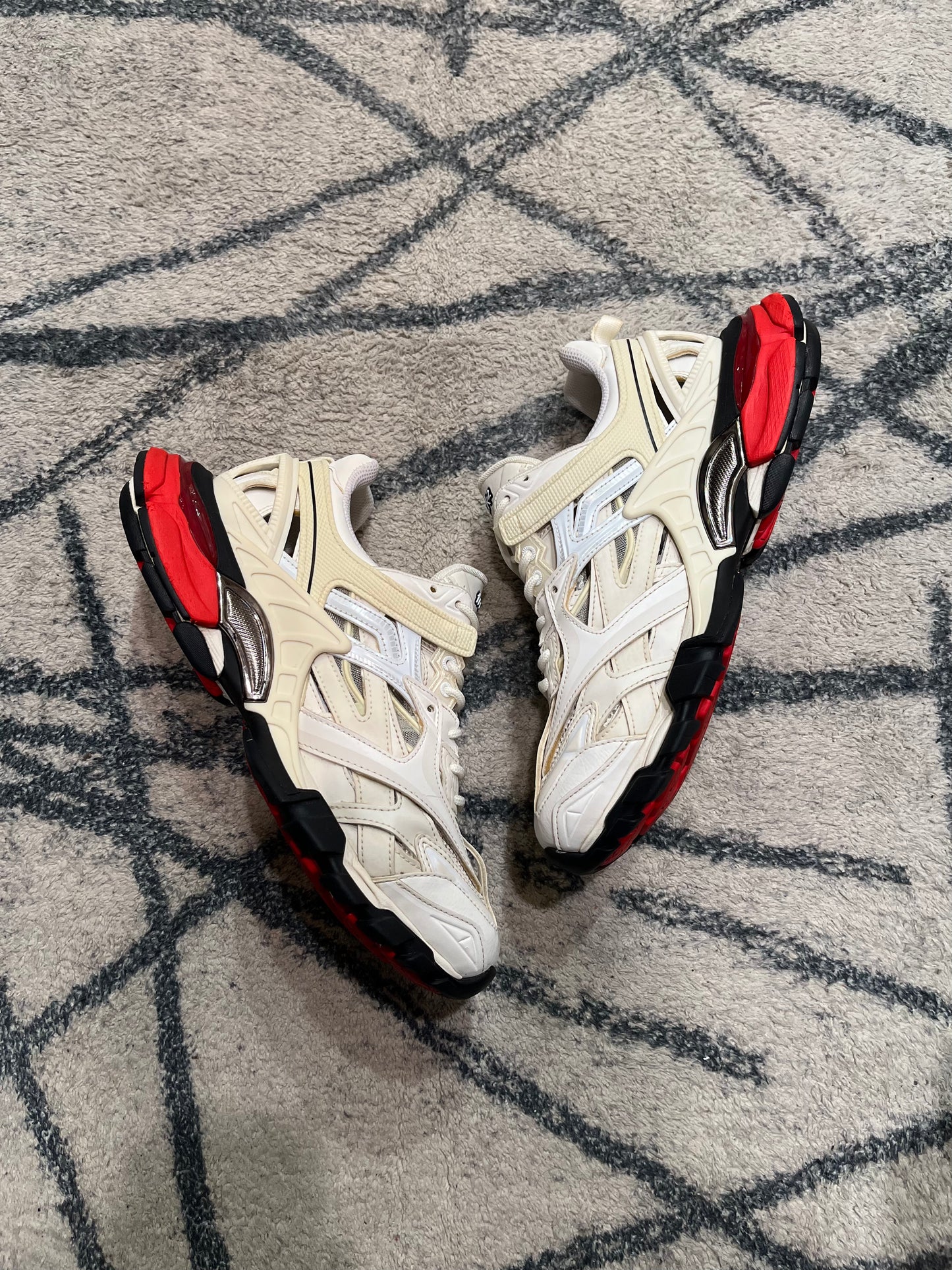 Balenciaga Track 2 White Red