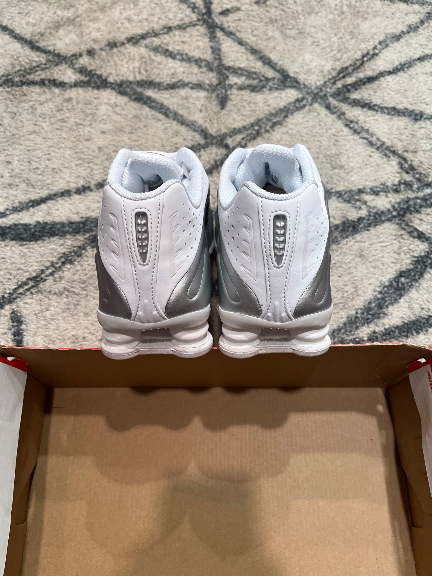 Nike Shox R4 White