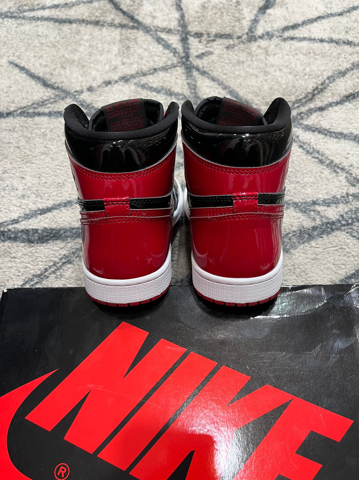 Air Jordan 1 High Satin Bred