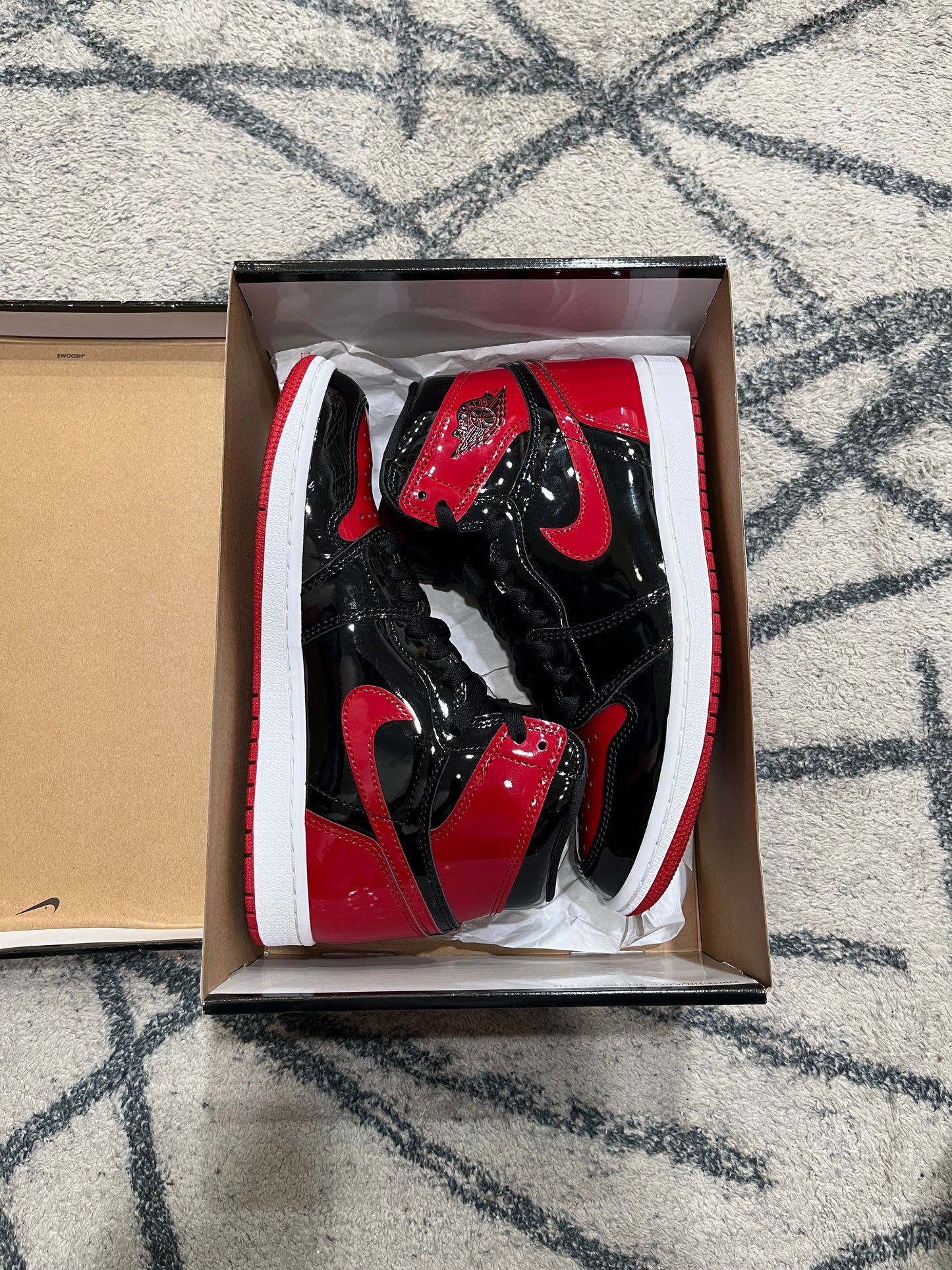 Air Jordan 1 High Satin Bred