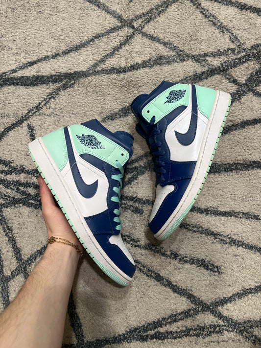 Air Jordan 1 Mid Blue Mint