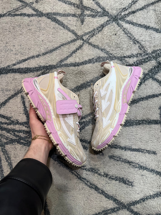 Off White Be Right Back Pink Cream