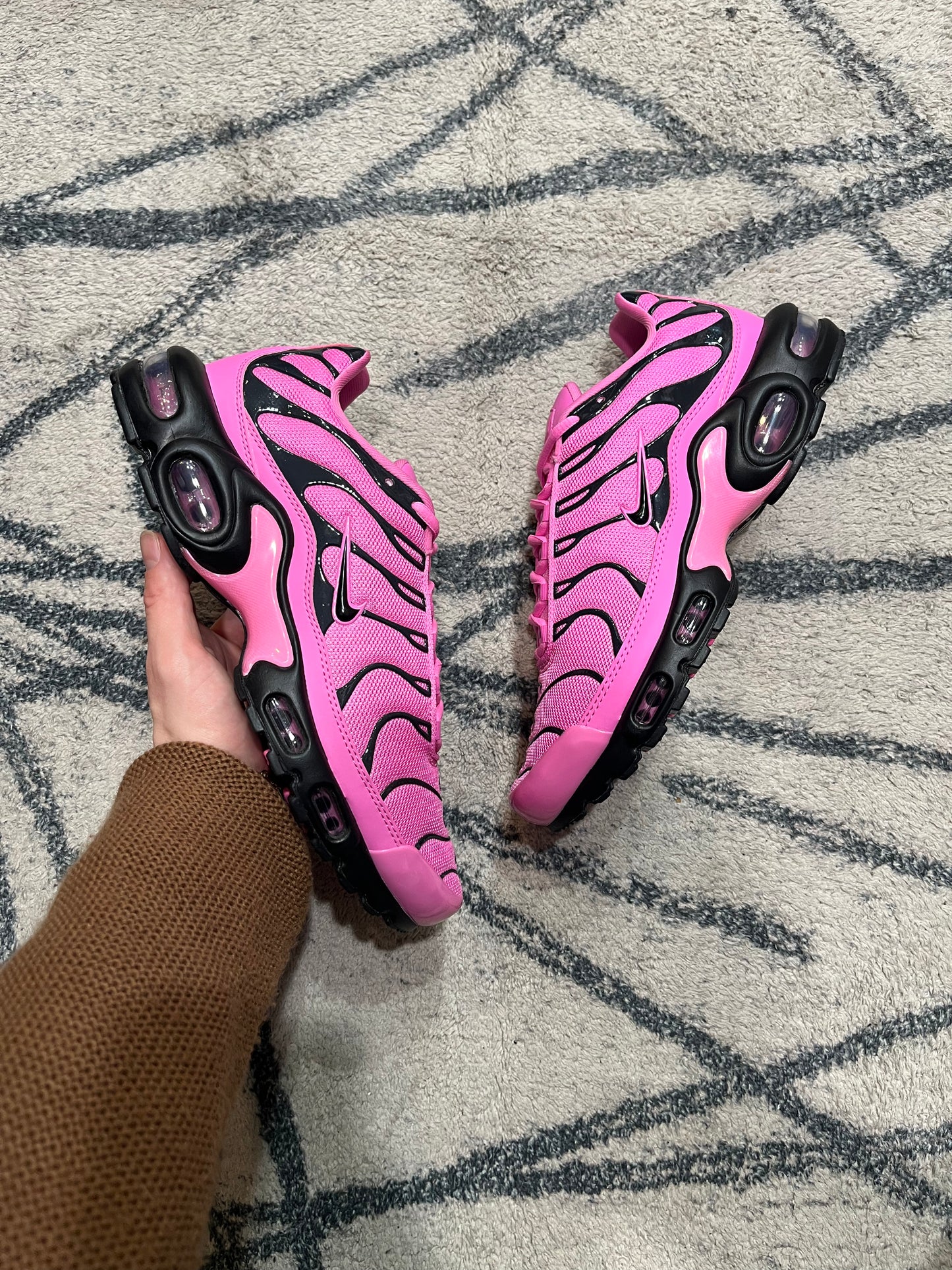 Nike Air Max Plus Hyper Pink