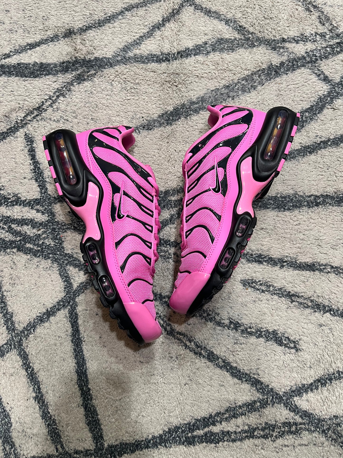 Nike Air Max Plus Hyper Pink