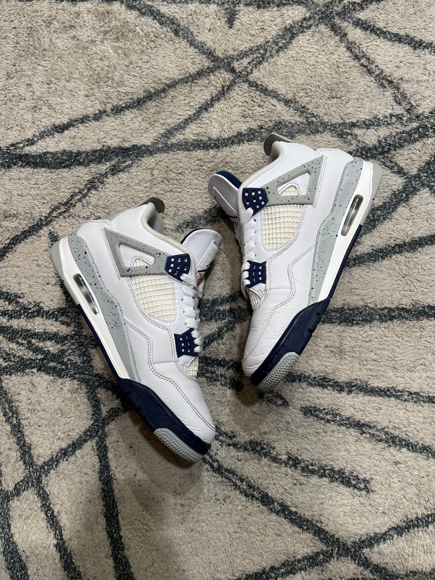 Air Jordan 4 Midnight Navy