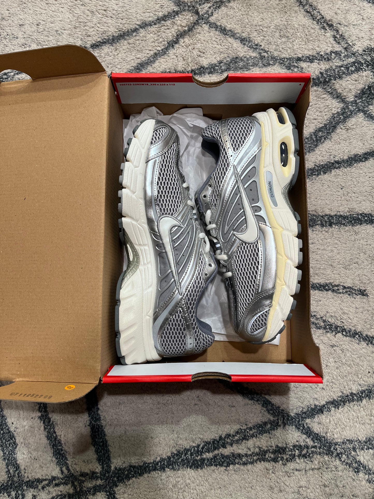 Nike Air Max Moto 2K Grey