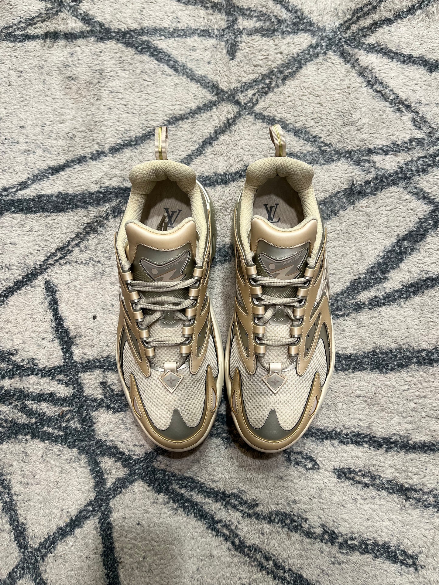 Louis Vuitton Runner Beige