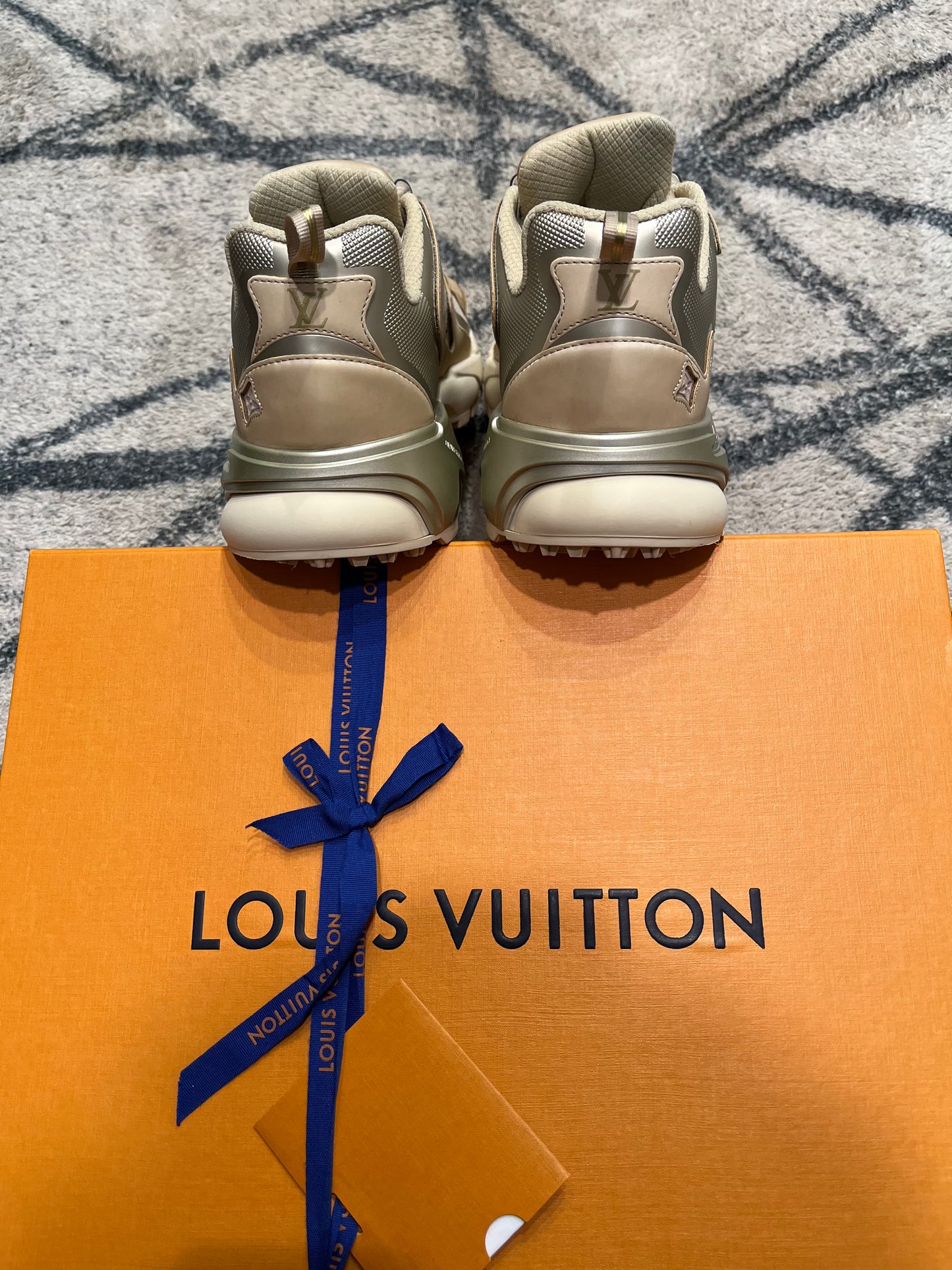 Louis Vuitton Runner Beige